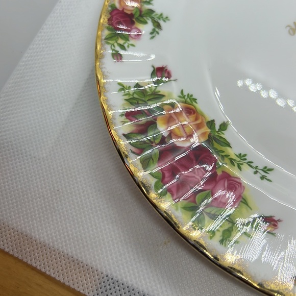 ROYAL ALBERT PLATE OLD COUNTRY ROSES “TO MOTHER WITH LOVE” 1962 VTG BONE CHINA - Picture 10 of 12